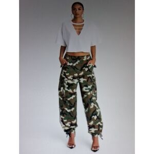 KBB By Kahlana Dark Camo Mid Rise Straight Leg The Cargo Jogger XL New With Tags